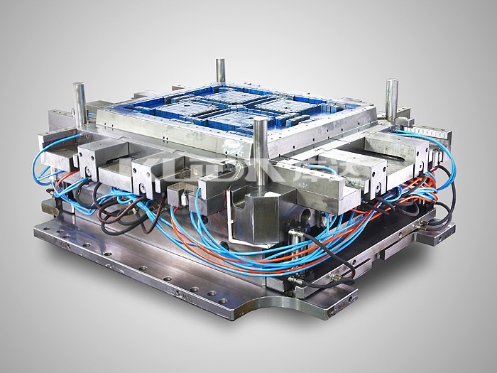 新款1210网格田字型塑料托盘模具开发成功